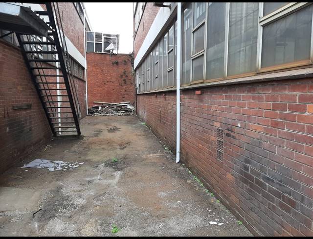 399M² WAREHOUSE TO LET IN NEW GERMANY